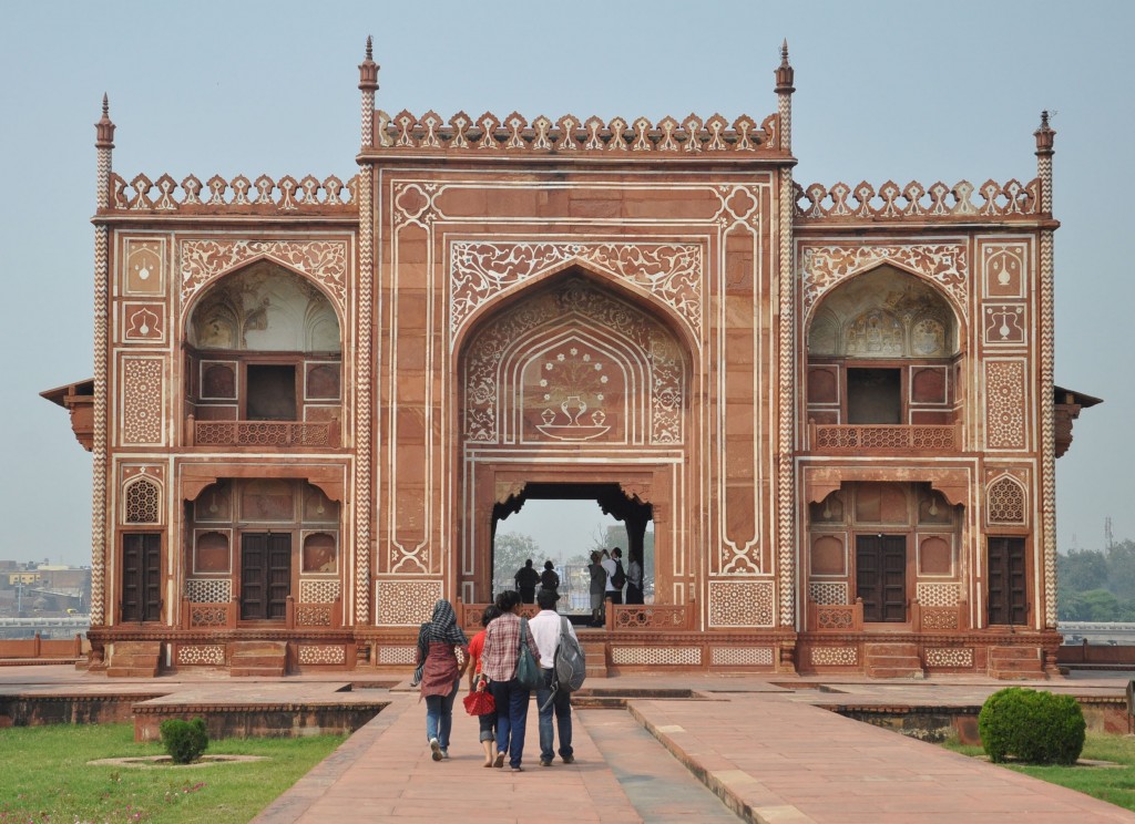 Pleasure pavilion by the riverside, Tomb of Itimad-ud-Daulah, Agra