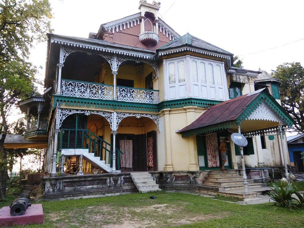 Matiabag Palace, Rajbari, Gauripur, Assam